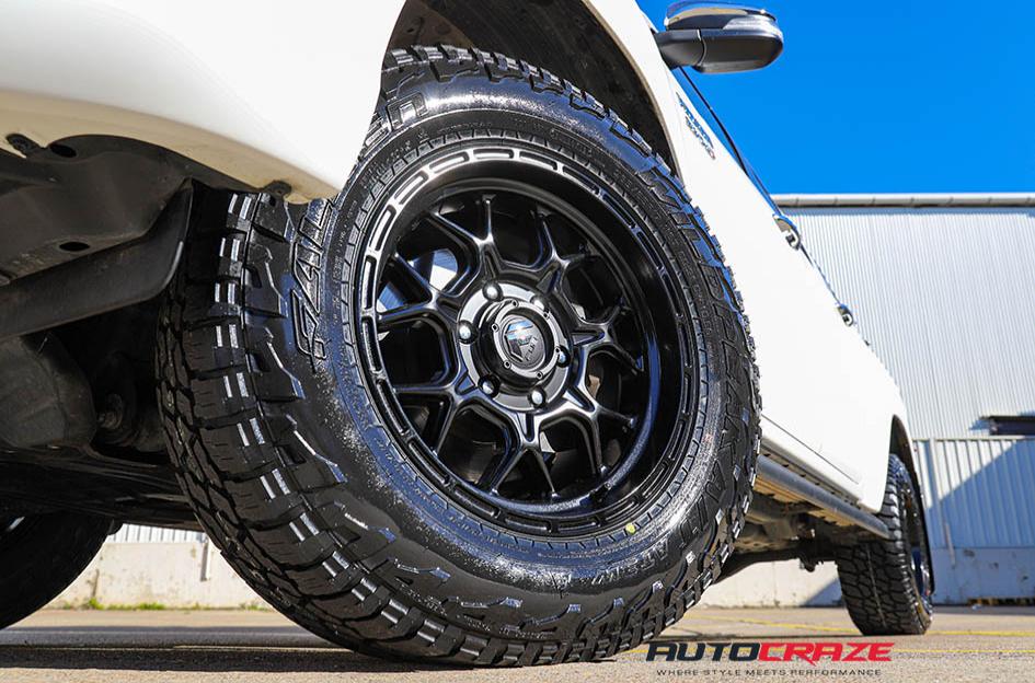 TOYOTA HILUX N80 4WD TECH MATTE BLACK
